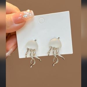 Jellyfish Decor Stud Earrings